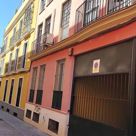 セビリアEl Patio De San Bernardoアパートメント エクステリア 写真