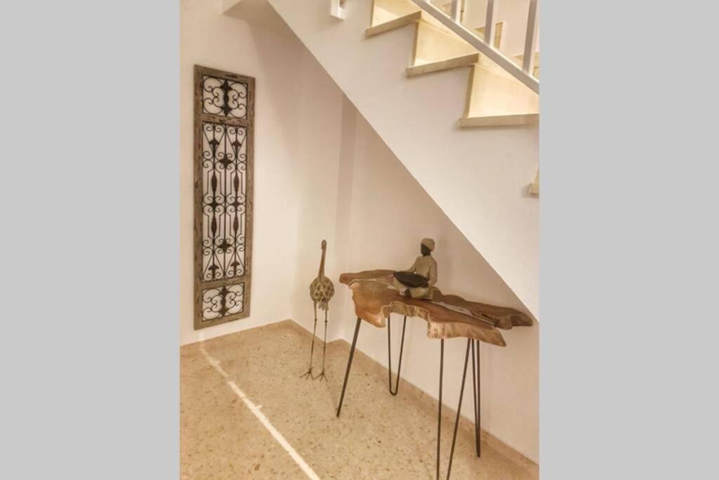 セビリアEl Patio De San Bernardoアパートメント エクステリア 写真